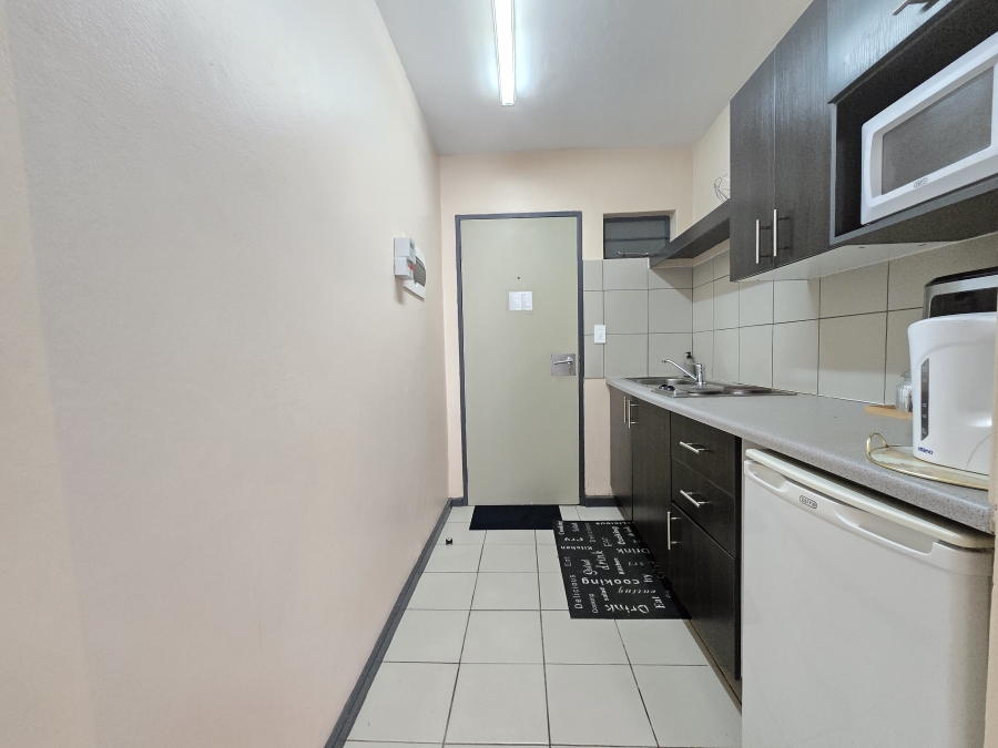 1 Bedroom Property for Sale in Ruimsig Gauteng