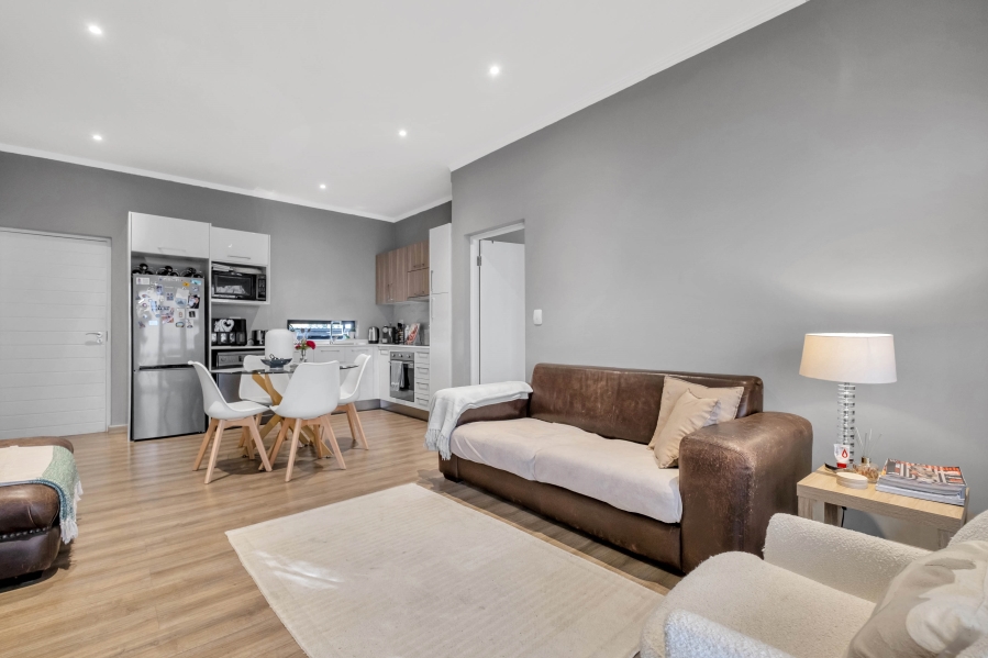 2 Bedroom Property for Sale in Rosebank Gauteng