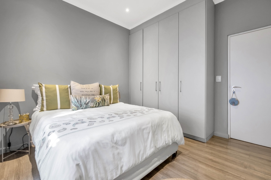 2 Bedroom Property for Sale in Rosebank Gauteng