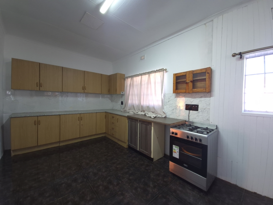 To Let 3 Bedroom Property for Rent in Selection Park Gauteng