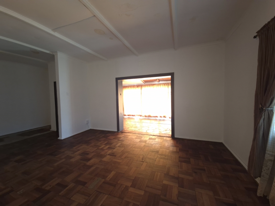 To Let 3 Bedroom Property for Rent in Selection Park Gauteng