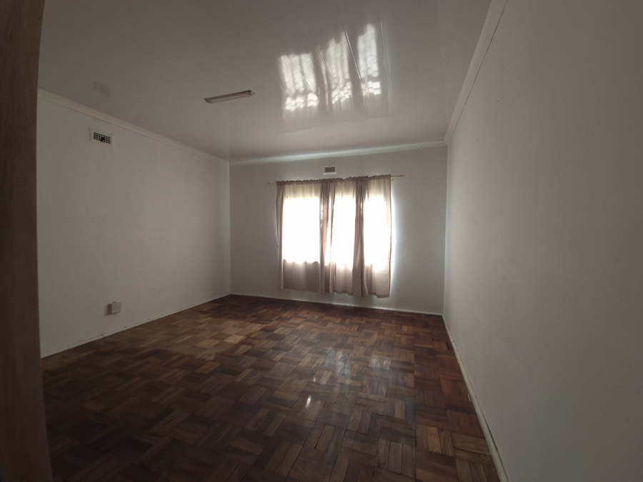 To Let 3 Bedroom Property for Rent in Selection Park Gauteng
