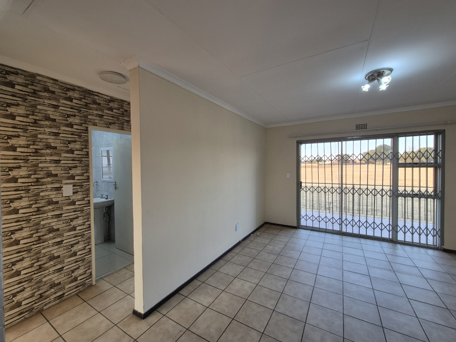 2 Bedroom Property for Sale in Minnebron Gauteng