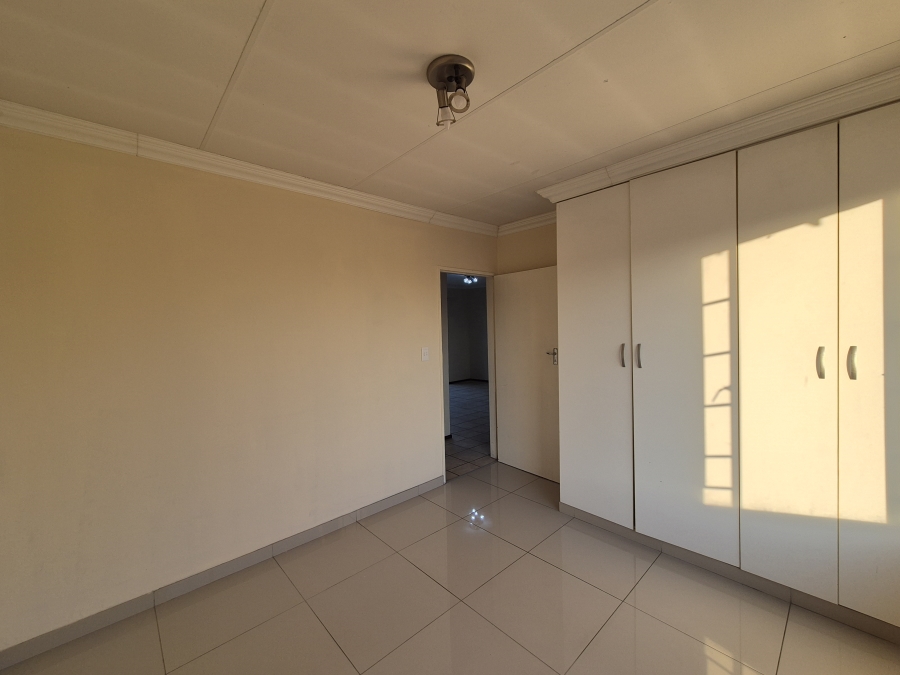 2 Bedroom Property for Sale in Minnebron Gauteng