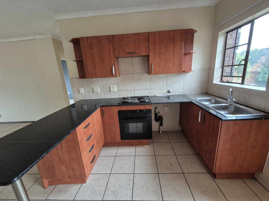 2 Bedroom Property for Sale in Sonneveld Gauteng