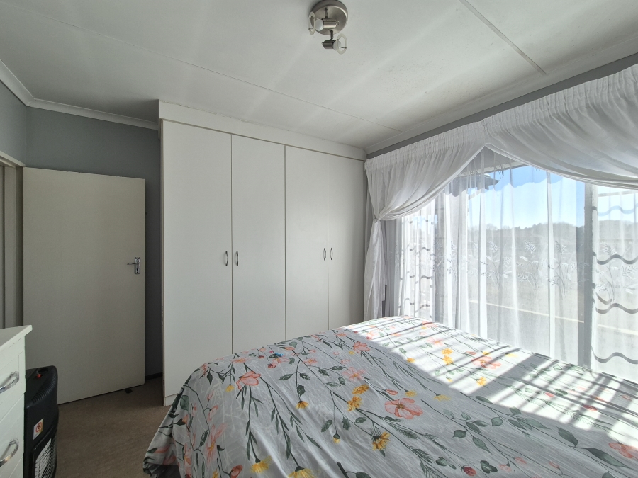 2 Bedroom Property for Sale in Sonneveld Gauteng