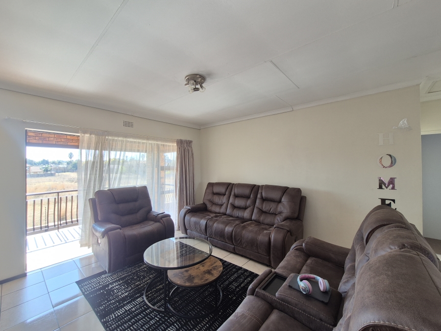 2 Bedroom Property for Sale in Sonneveld Gauteng
