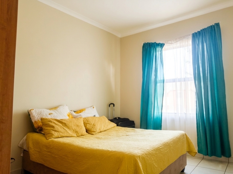 2 Bedroom Property for Sale in Olifantsvlei Gauteng
