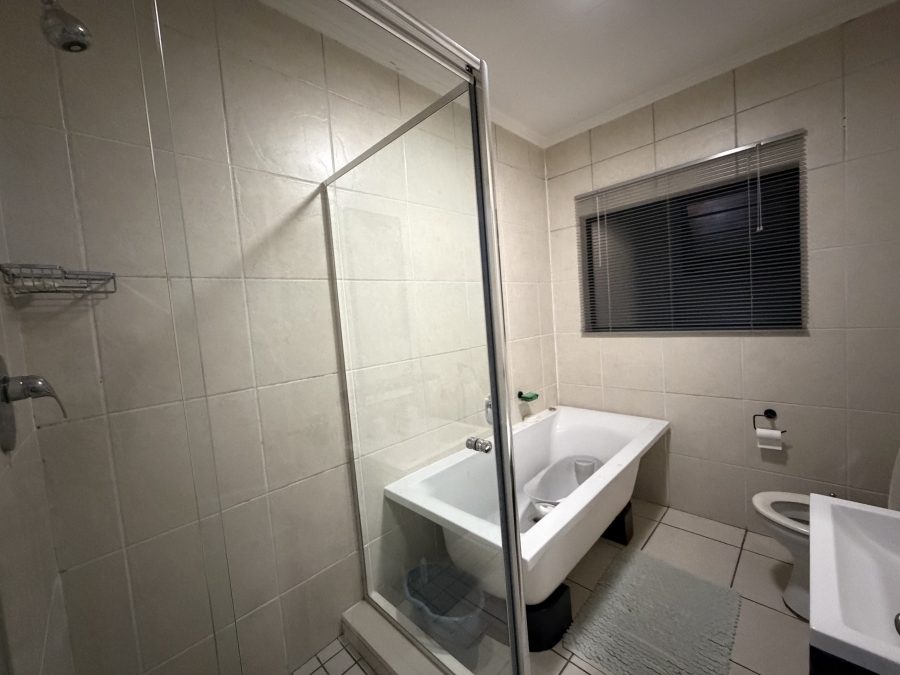 3 Bedroom Property for Sale in Gleneagles Gauteng