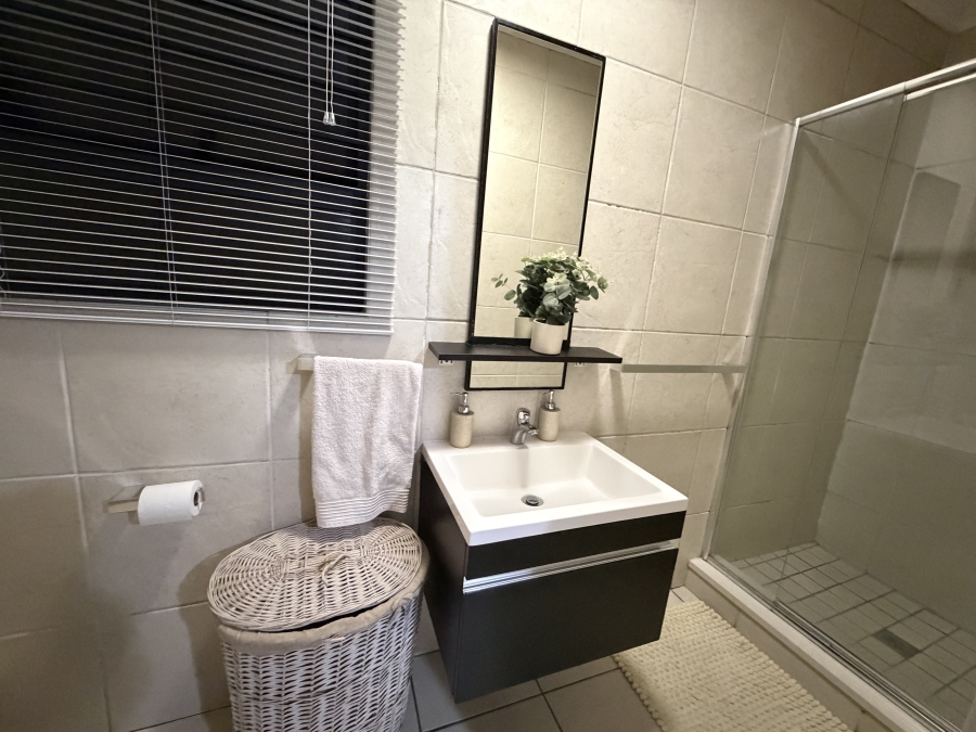 3 Bedroom Property for Sale in Gleneagles Gauteng