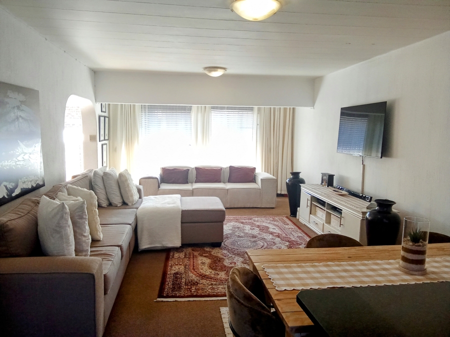 2 Bedroom Property for Sale in Florida Gauteng