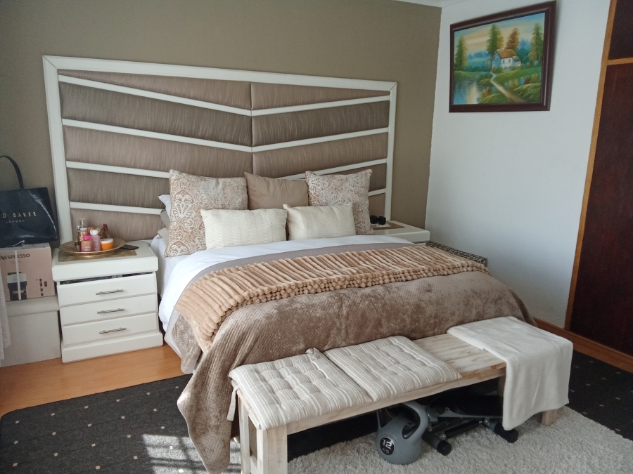 2 Bedroom Property for Sale in Florida Gauteng