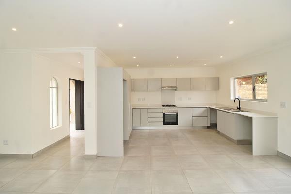 To Let 1 Bedroom Property for Rent in Bedfordview Gauteng