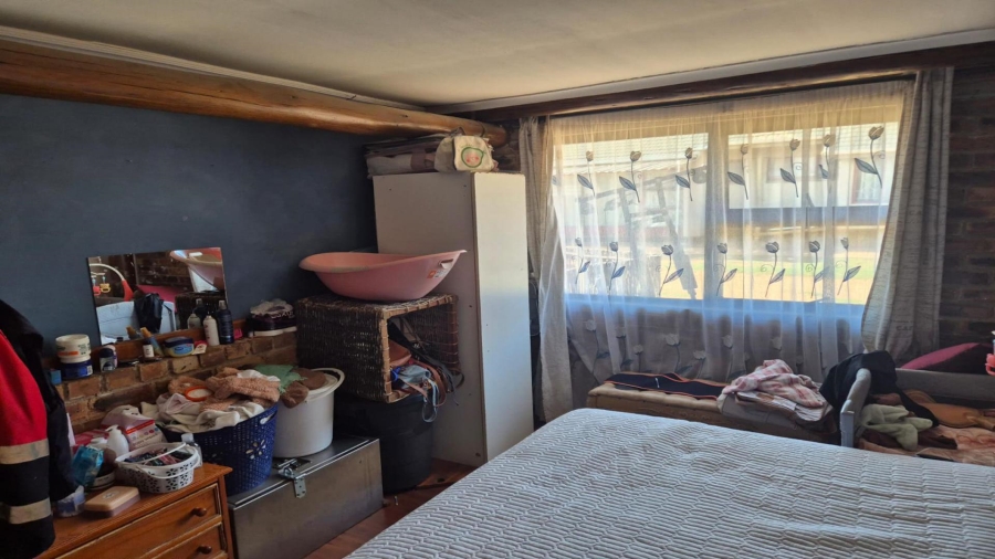 3 Bedroom Property for Sale in Rhodesfield Gauteng