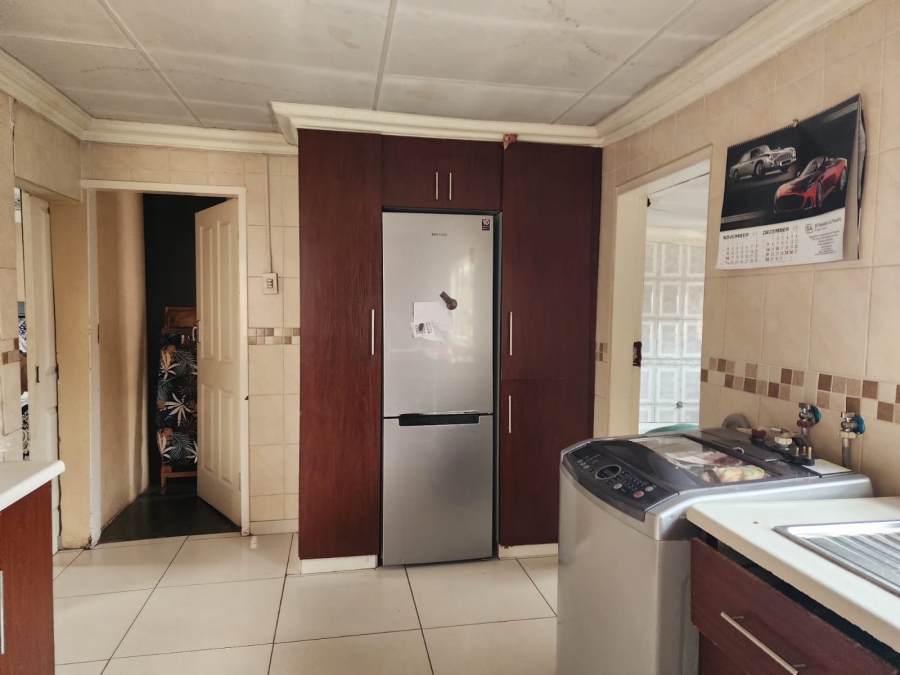 2 Bedroom Property for Sale in Daveyton Gauteng