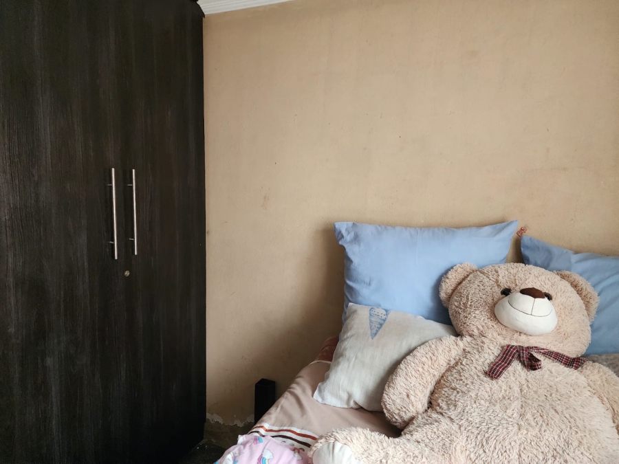 2 Bedroom Property for Sale in Daveyton Gauteng