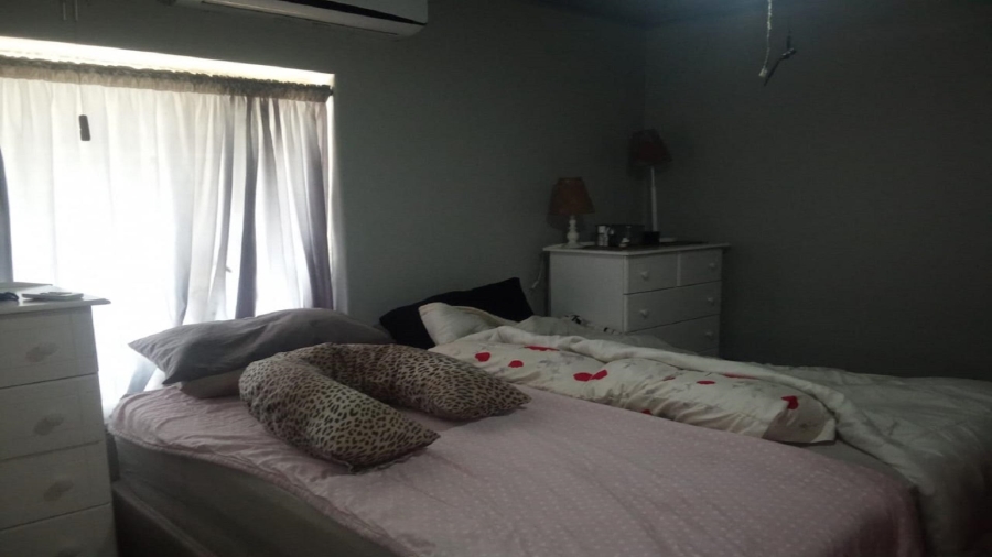 3 Bedroom Property for Sale in Vanderbijlpark CW 5 Gauteng