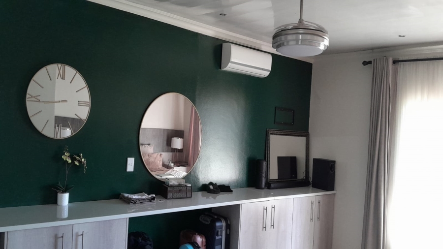 4 Bedroom Property for Sale in Waldrift Gauteng