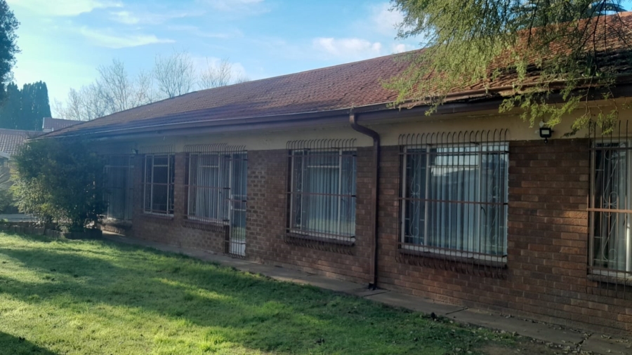 4 Bedroom Property for Sale in Waldrift Gauteng