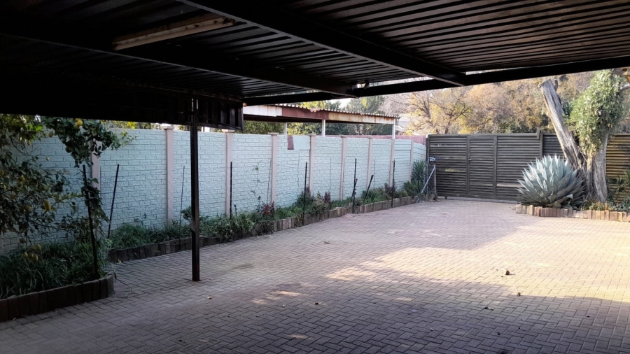 4 Bedroom Property for Sale in Waldrift Gauteng
