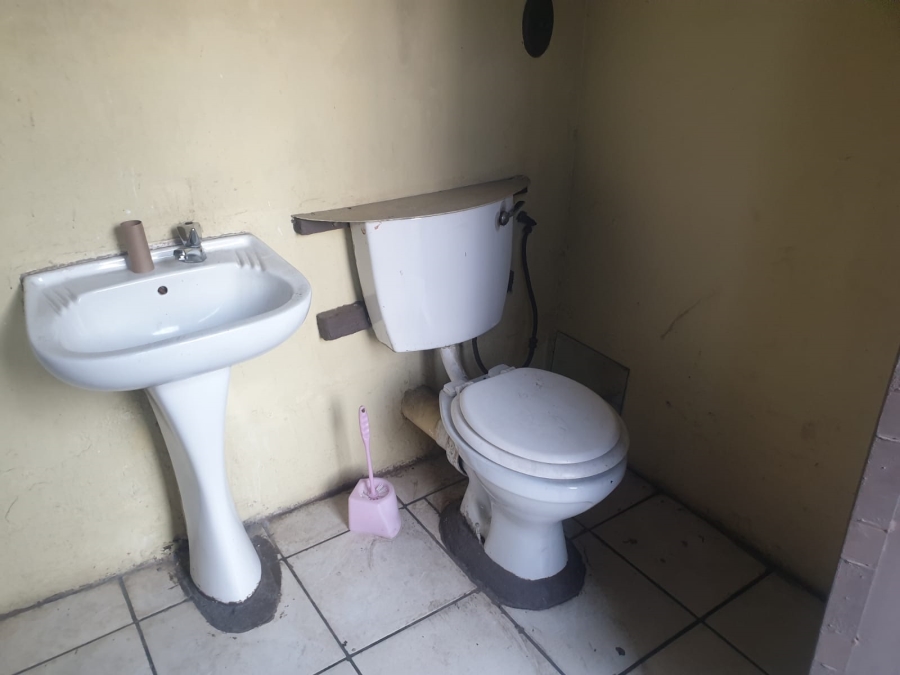 8 Bedroom Property for Sale in Brakpan Central Gauteng