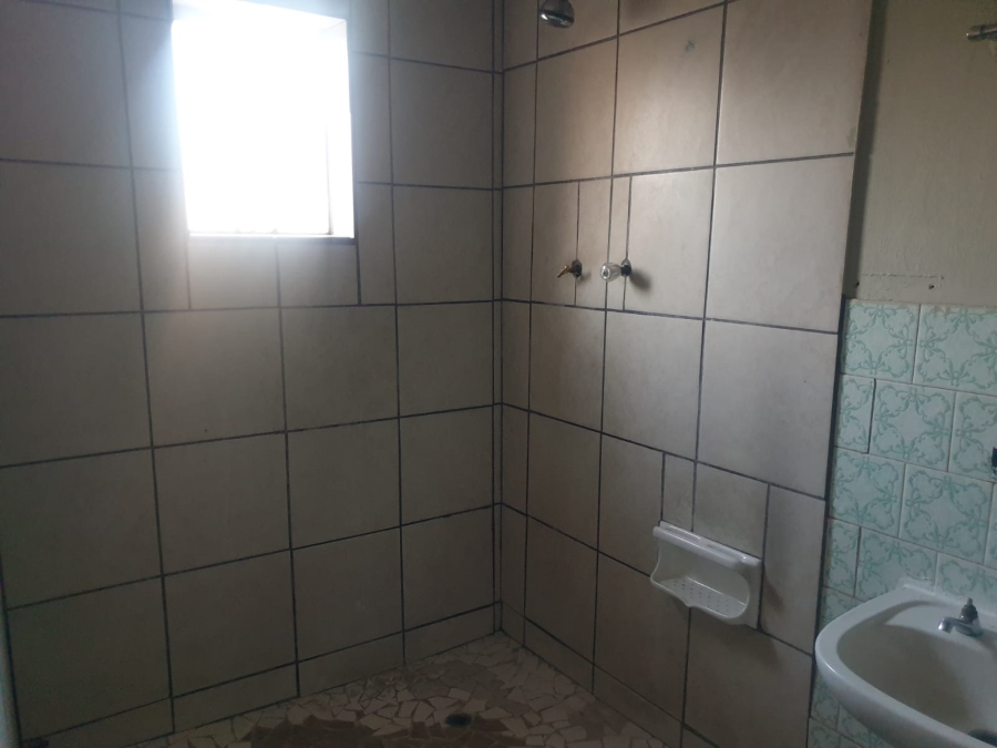 8 Bedroom Property for Sale in Brakpan Central Gauteng