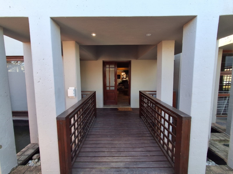 3 Bedroom Property for Sale in Glen Marais Gauteng