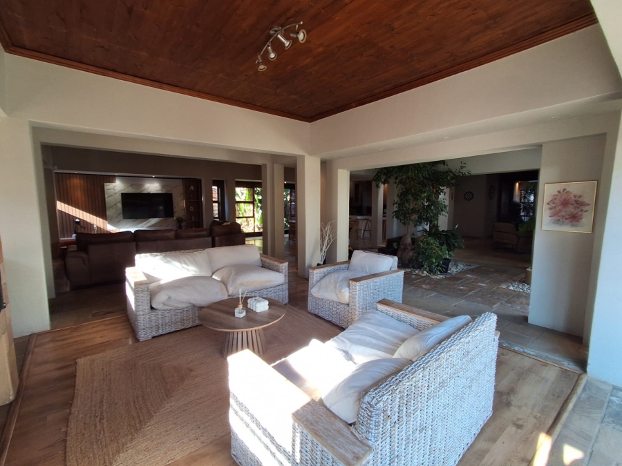 3 Bedroom Property for Sale in Glen Marais Gauteng