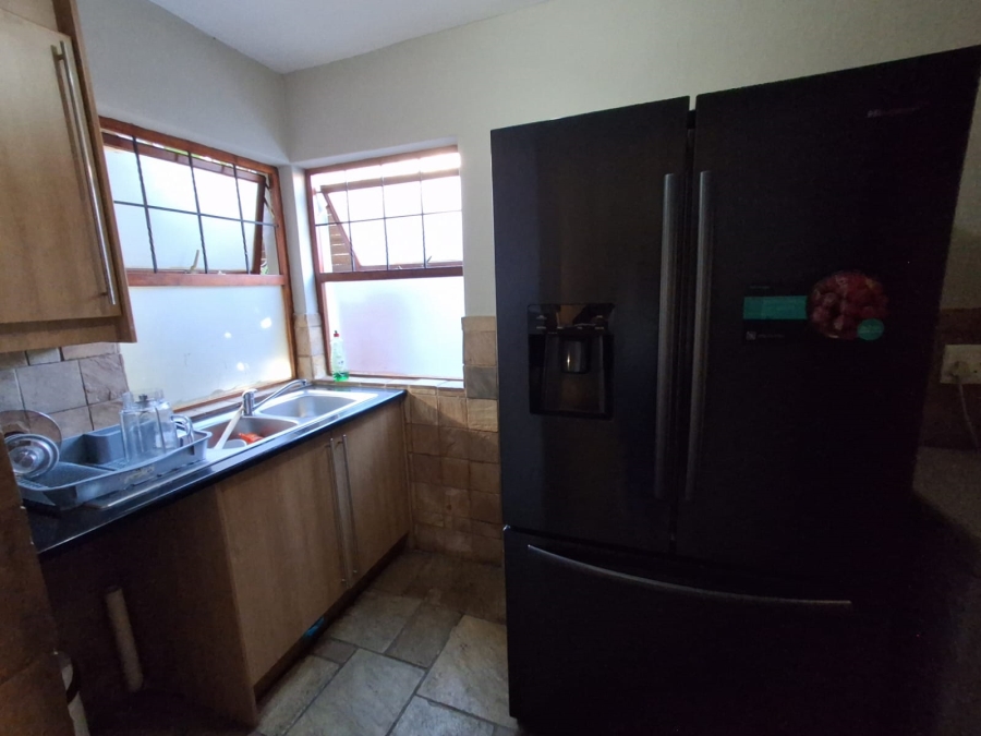 3 Bedroom Property for Sale in Glen Marais Gauteng