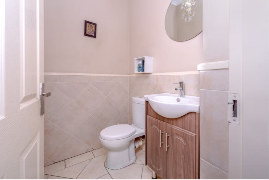 3 Bedroom Property for Sale in Ferndale Gauteng