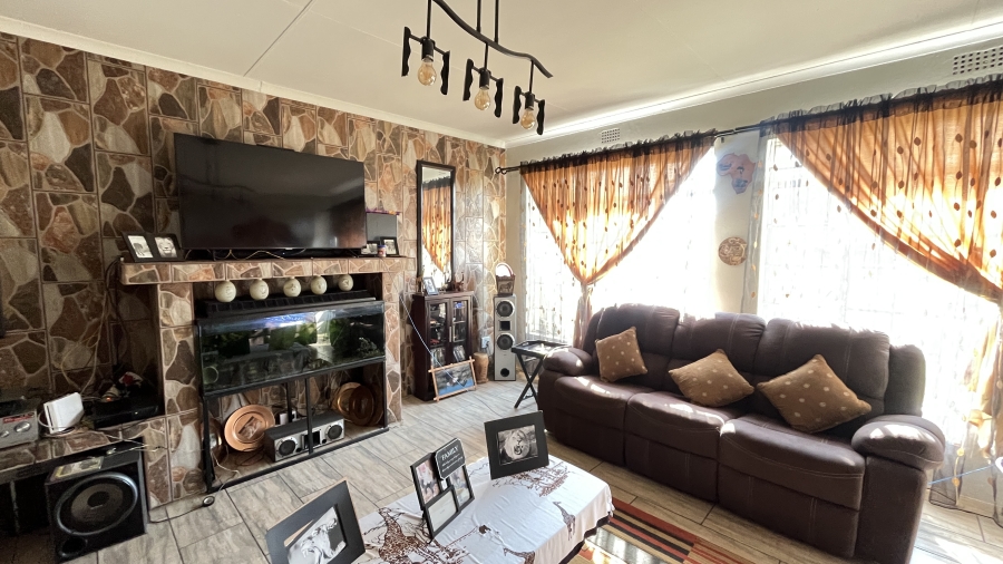 4 Bedroom Property for Sale in Benoni AH Gauteng
