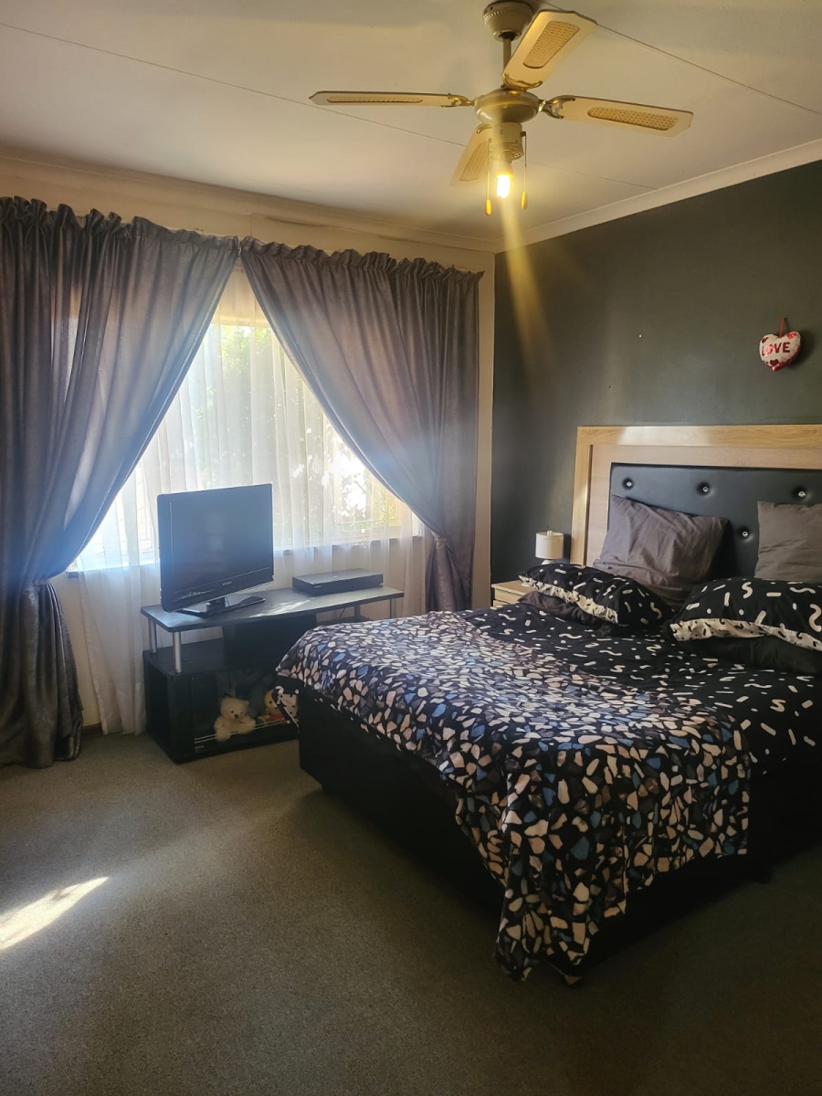 3 Bedroom Property for Sale in Edelweiss Gauteng
