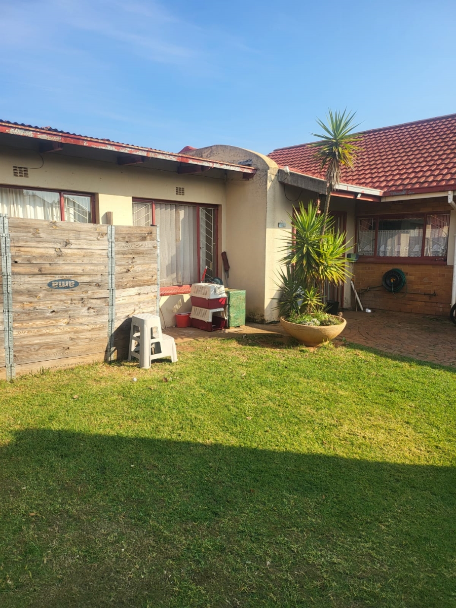 3 Bedroom Property for Sale in Edelweiss Gauteng