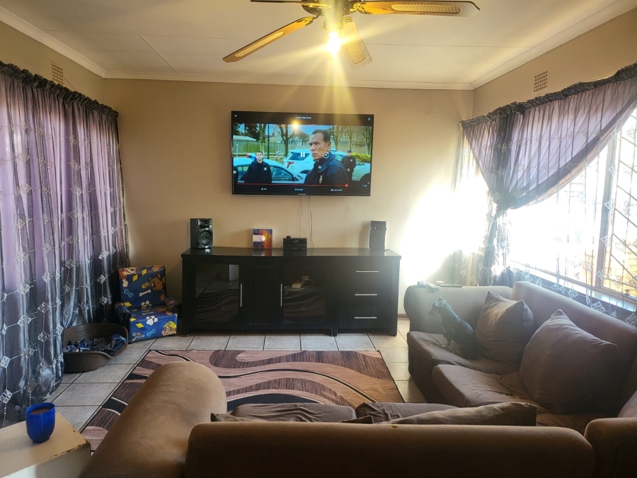 3 Bedroom Property for Sale in Edelweiss Gauteng