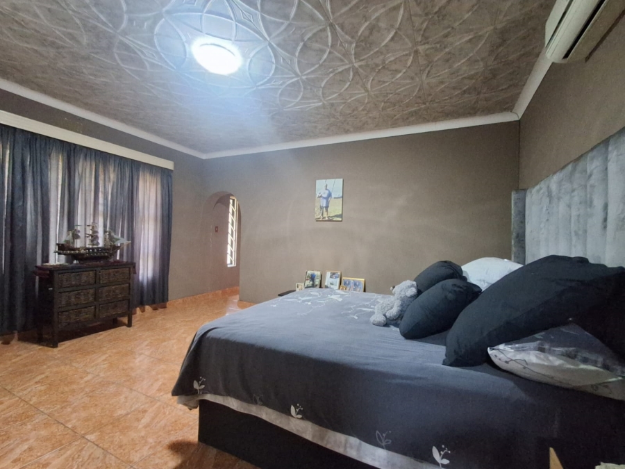 4 Bedroom Property for Sale in Sonland Park Gauteng