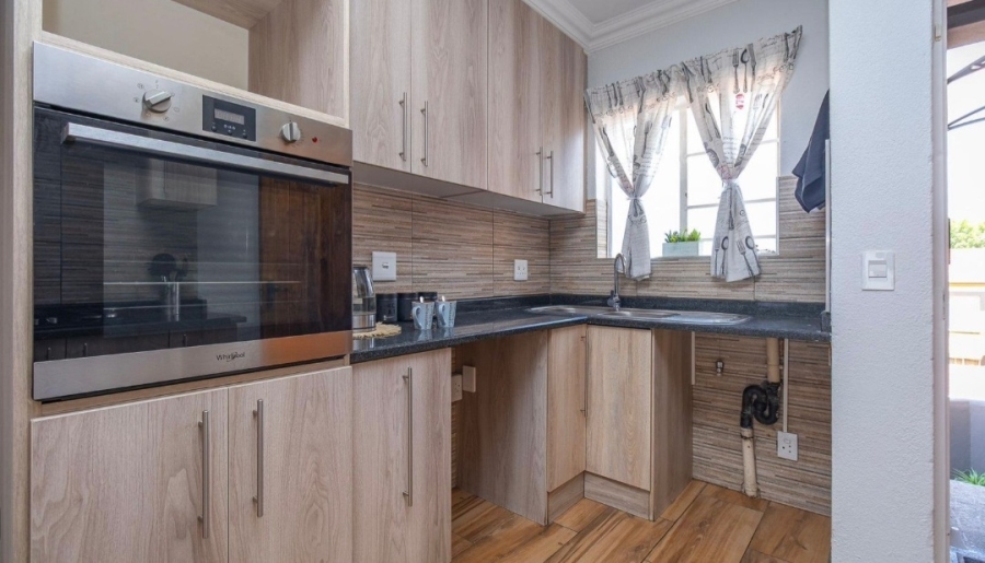 2 Bedroom Property for Sale in Jordaan Park Gauteng