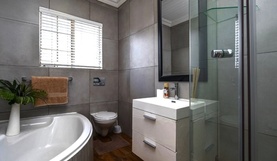 2 Bedroom Property for Sale in Jordaan Park Gauteng