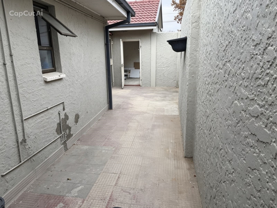 3 Bedroom Property for Sale in Risiville Gauteng