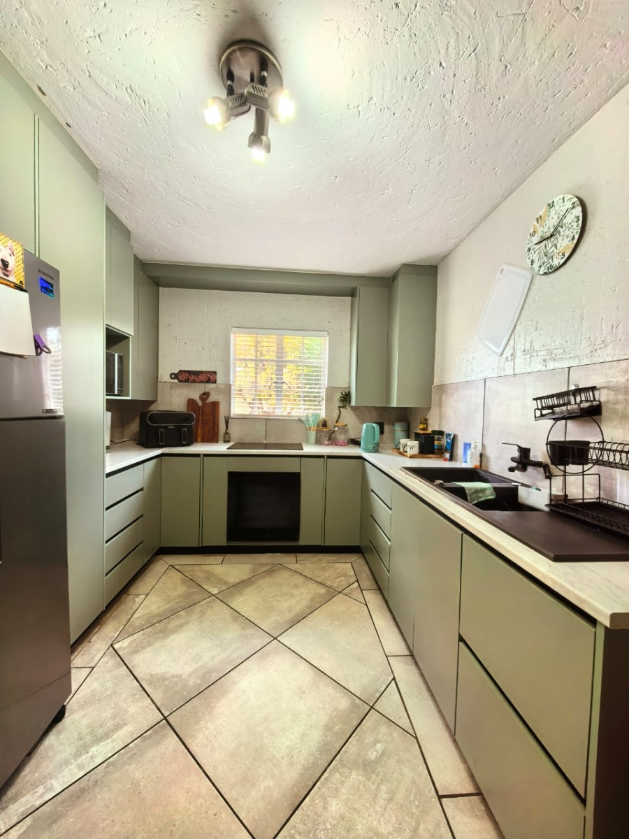 3 Bedroom Property for Sale in Vanderbijlpark SW 5 Gauteng