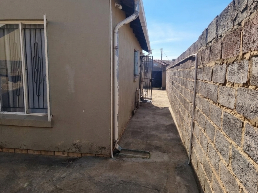 3 Bedroom Property for Sale in Stretford Gauteng