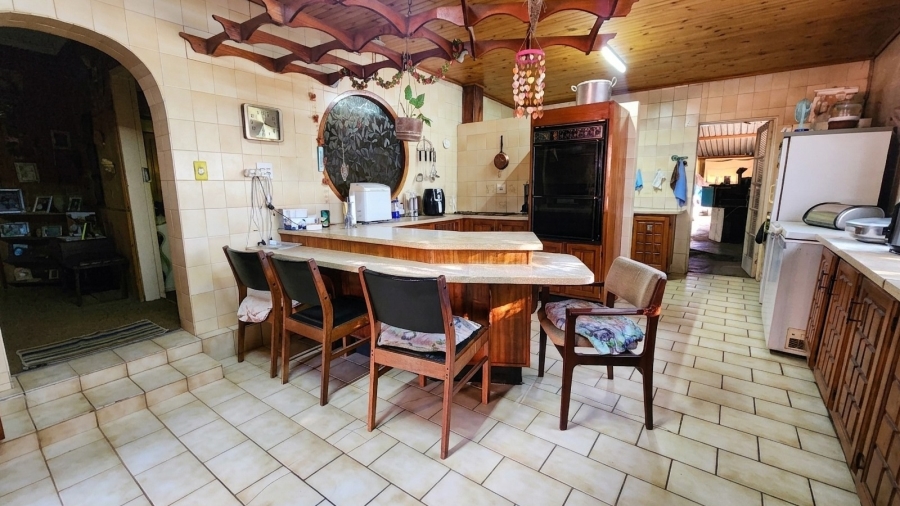 4 Bedroom Property for Sale in Theoville Gauteng