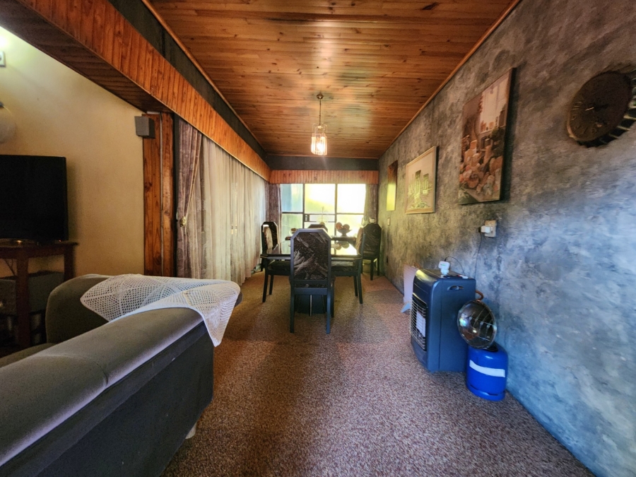 4 Bedroom Property for Sale in Theoville Gauteng