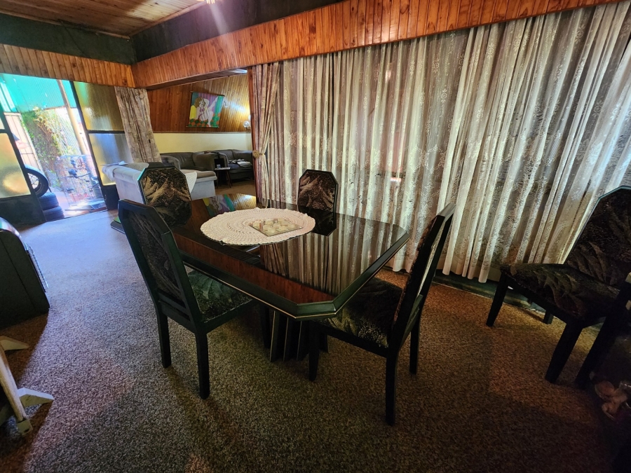 4 Bedroom Property for Sale in Theoville Gauteng