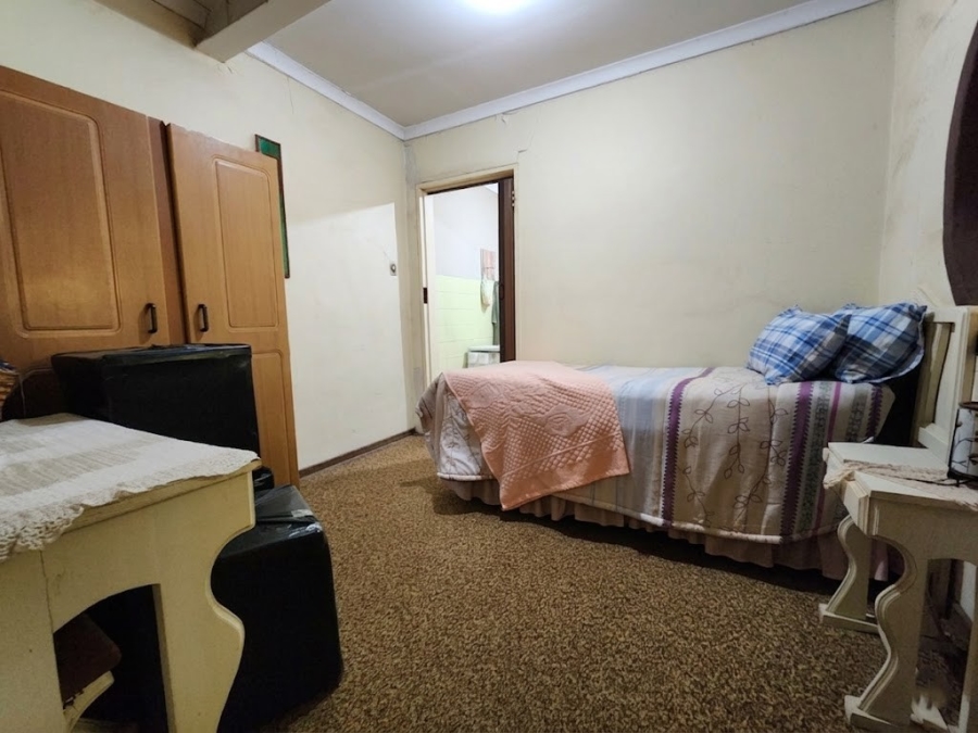 4 Bedroom Property for Sale in Theoville Gauteng