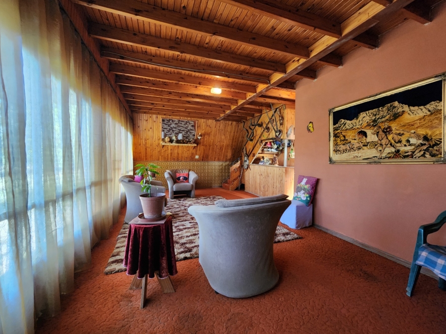 4 Bedroom Property for Sale in Theoville Gauteng