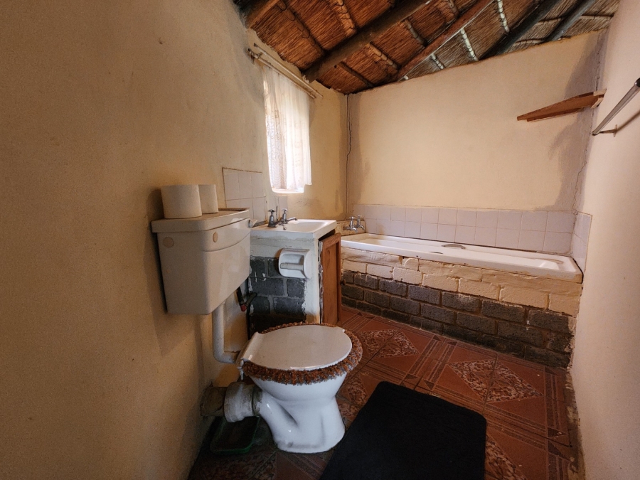 4 Bedroom Property for Sale in Theoville Gauteng