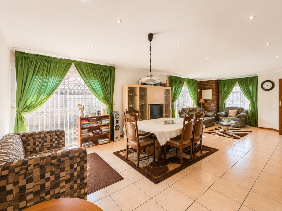 2 Bedroom Property for Sale in Risiville Gauteng