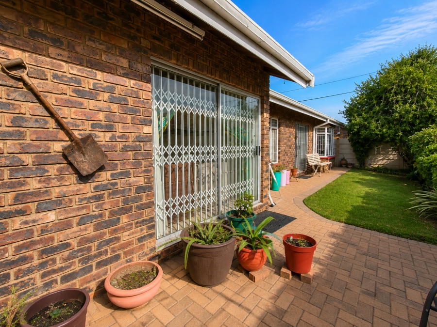2 Bedroom Property for Sale in Risiville Gauteng