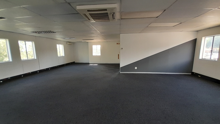 To Let Commercial Property for Rent in Randjespark Gauteng