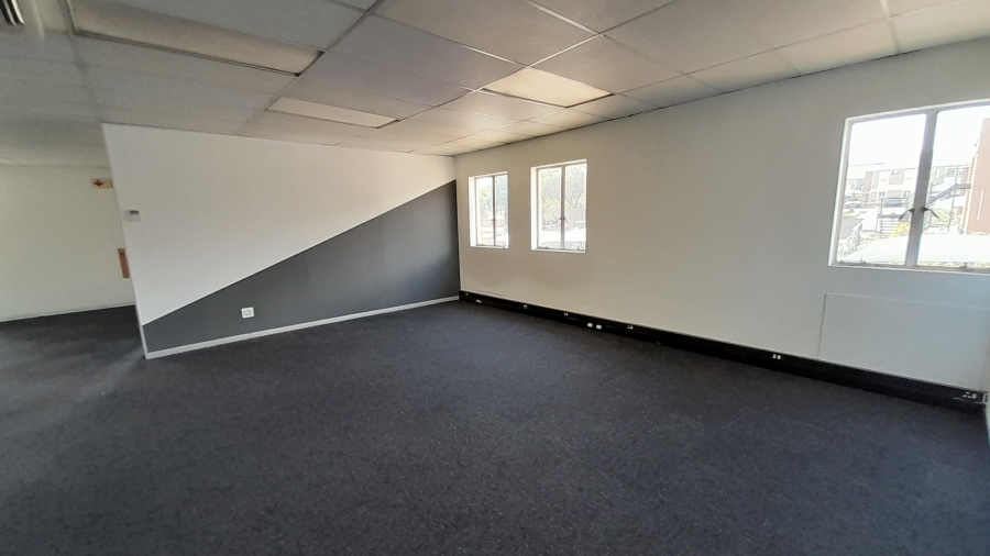 To Let Commercial Property for Rent in Randjespark Gauteng
